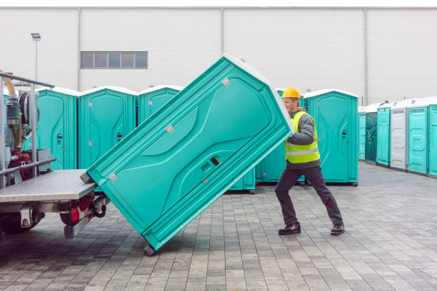 Portable Toilet Options We Offer in Fellsmere, FL